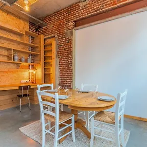 Atypique En Souplex, 2 Ch & Terrasse Lille